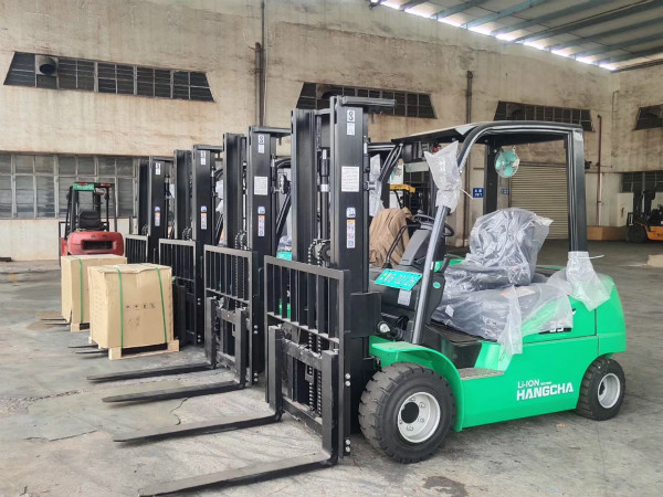 冬季電動叉車鋰電池養(yǎng)生篇