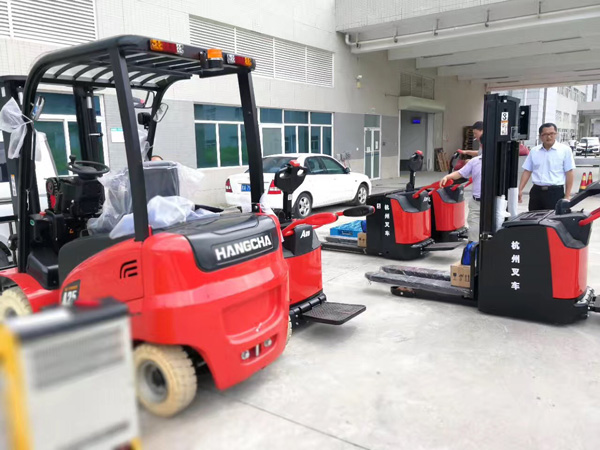 電動(dòng)叉車(chē)-電動(dòng)堆高車(chē)-電動(dòng)搬運(yùn)車(chē) 電動(dòng)叉車(chē)-電動(dòng)堆高車(chē)-電動(dòng)搬運(yùn)車(chē)