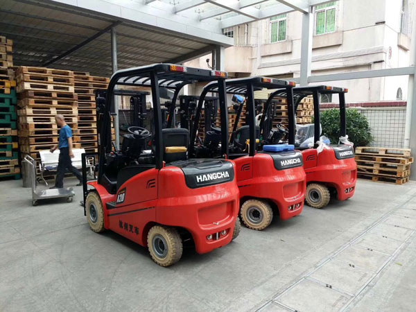 杭州叉車(chē)電動(dòng)叉車(chē)，60年始終如一的優(yōu)秀品質(zhì)