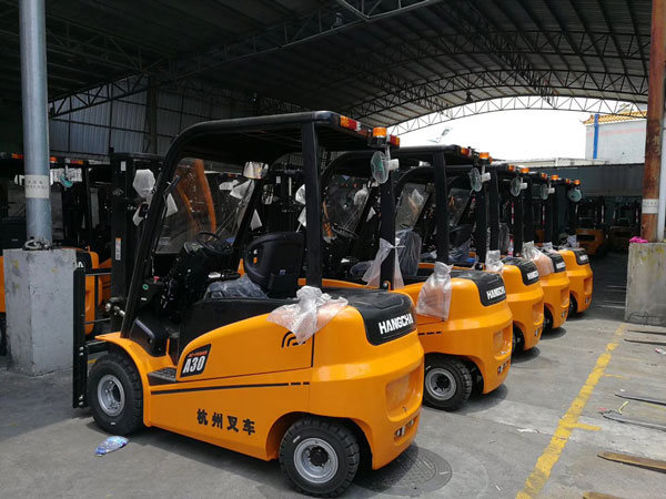 江南水果市場(chǎng)采購電動(dòng)叉車案例 江南水果市場(chǎng)采購電動(dòng)叉車案例