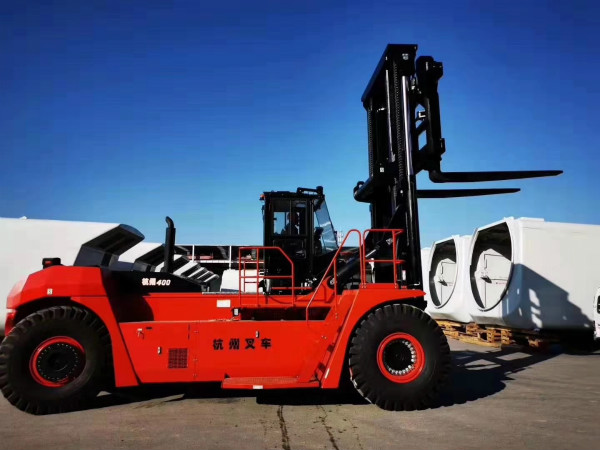 內(nèi)燃叉車(chē) 內(nèi)燃叉車(chē)