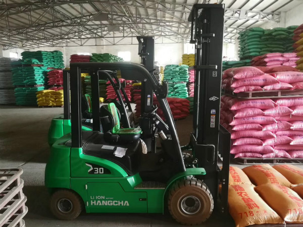 【干貨】叉車(chē)蓄電池和叉車(chē)充電器怎么選購(gòu)？